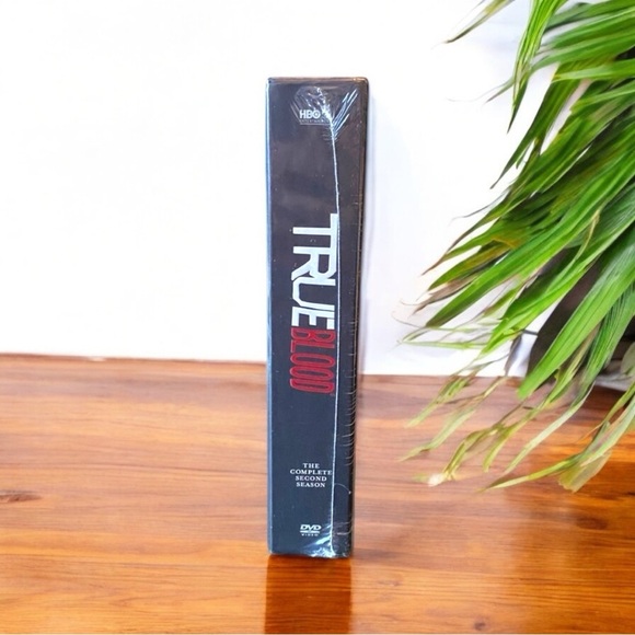 True Blood: The Complete Second Season (DVD) - Brand New & Sealed - Picture 2 of 4
